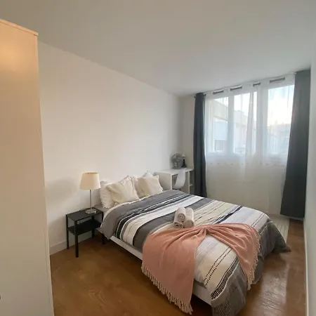 Grand F5 Equipe, Familles, Entreprises Et Long Sejour Lejlighed Montpellier