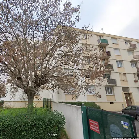 Grand F5 Equipe, Familles, Entreprises Et Long Sejour Montpellier